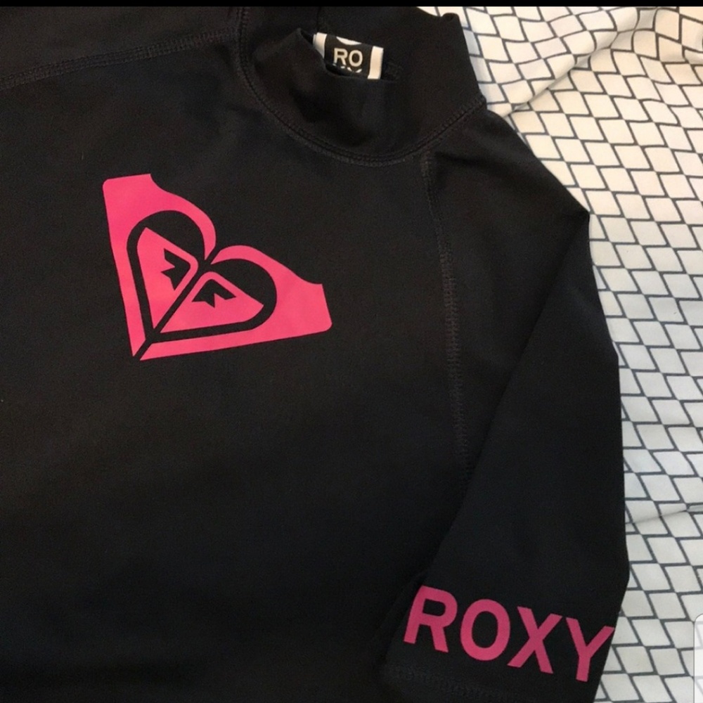 Roxy rash guard